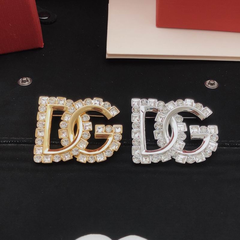 DG Brooch 01yxx01